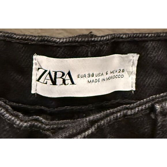 ZARA Cutout High-Waisted Eyelet Black Jeans - Picture 3 of 6